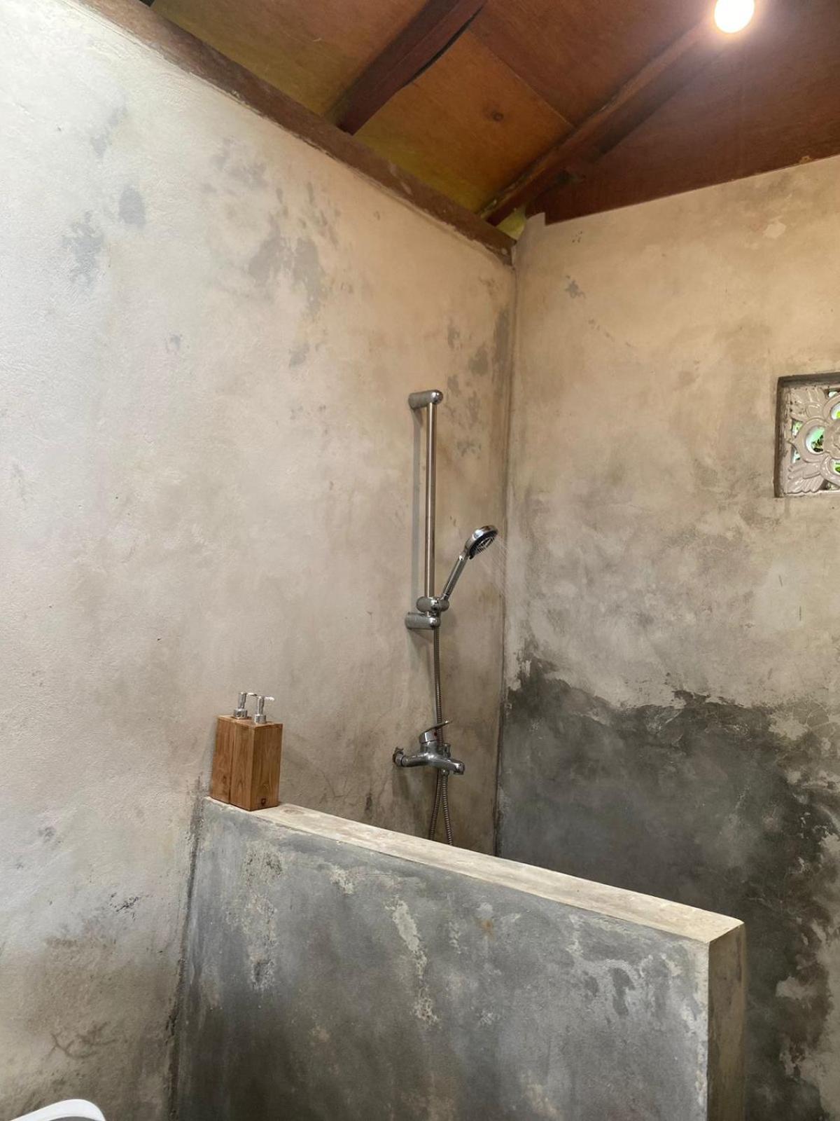 Uma D'Nyuh Homestay Singaraja  Exterior photo